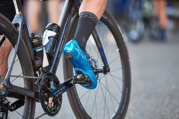 road clipless pedals